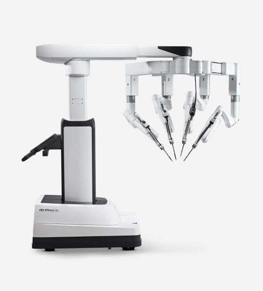 da Vinci Xi robotic system on a white background